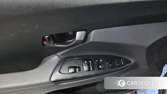Hyundai Veloster (JS) id 4727594 из Кореи 19