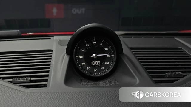 Porsche 911(992) id 4991948 из Кореи 19