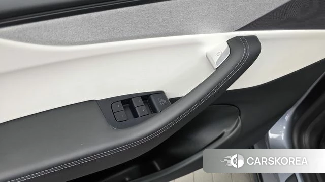 Tesla Model Y id 4892717 из Кореи 19