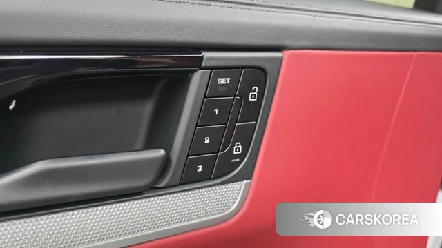 Porsche Cayenne (PO536) id 4898304 из Кореи 19