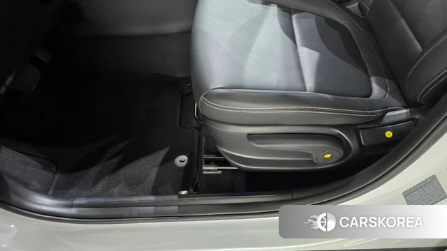 Hyundai Venue id 5038903 из Кореи 19