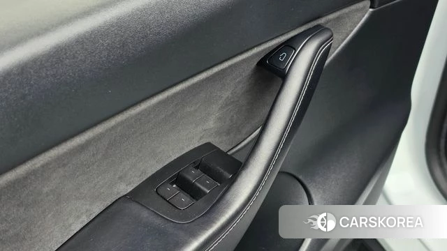 Tesla Model Y id 4992274 из Кореи 19