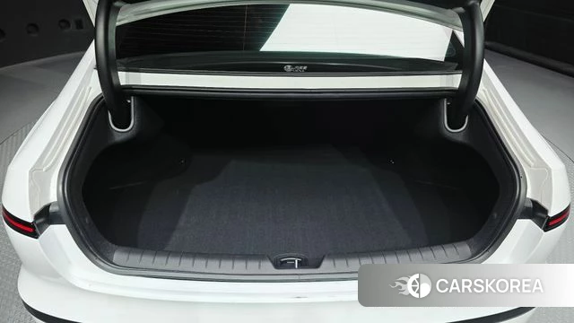 Hyundai Grandeur Hybrid (GN7) id 5045575 из Кореи 19