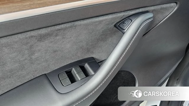 Tesla Model Y id 4922085 из Кореи 19