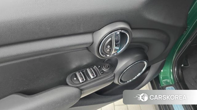 Mini Cooper id 4959213 из Кореи 19