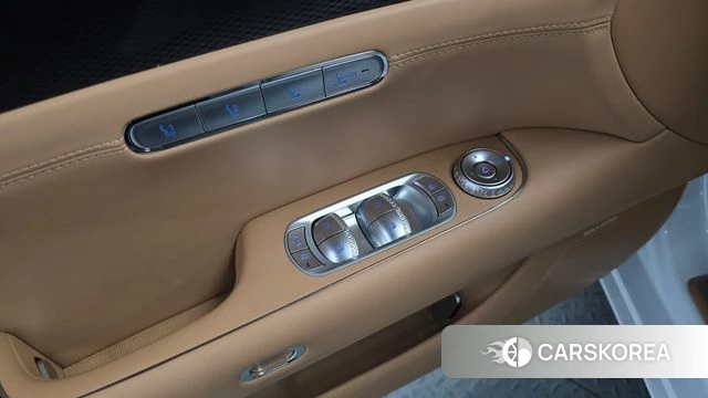 Genesis G90 (RS4) id 5016178 из Кореи 19