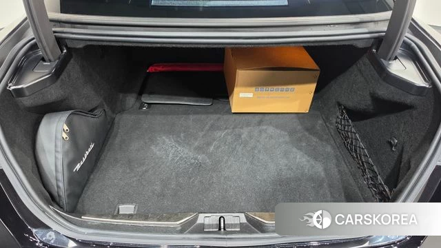 Maserati Quattroporte id 4987402 из Кореи 19