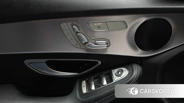 Mercedes-Benz C-Class W205 id 4930508 из Кореи 19