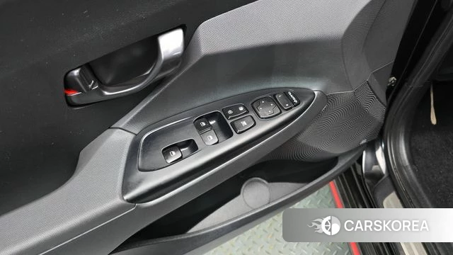 Hyundai Veloster (JS) id 4794141 из Кореи 19