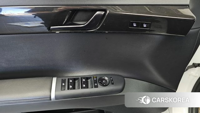 Hyundai Grandeur (GN7) id 4768194 из Кореи 19