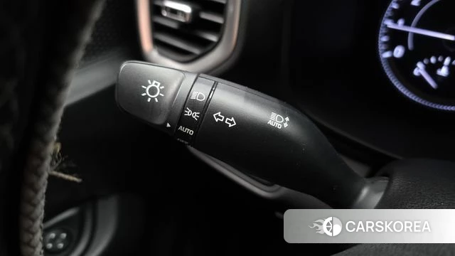 Hyundai Venue id 5041393 из Кореи 19