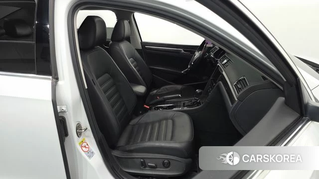 Volkswagen The New Passat id 5048517 из Кореи 19