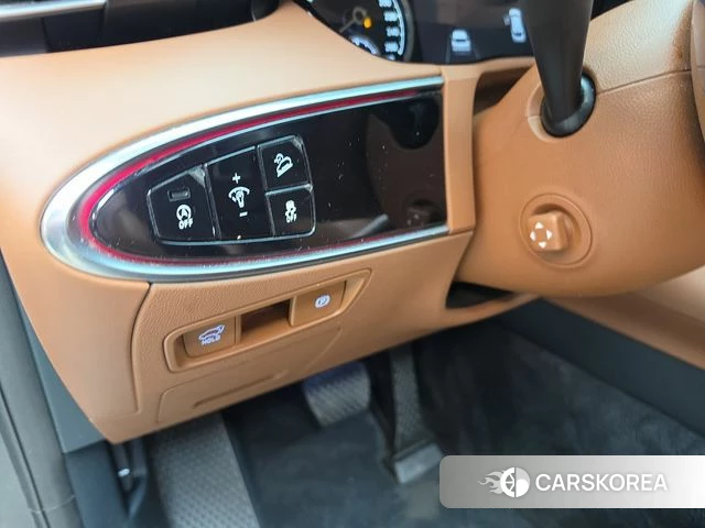 Genesis GV70 id 4958424 из Кореи 19
