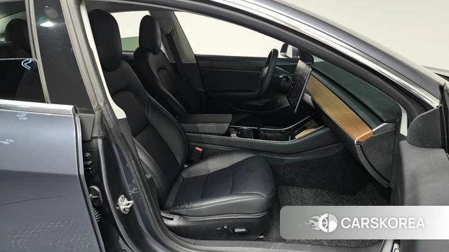 Tesla Model 3 id 4872905 из Кореи 19