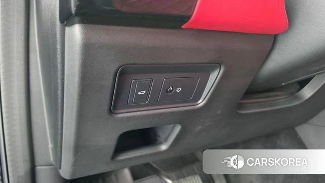 Land Rover Discovery 5 id 4943923 из Кореи 19