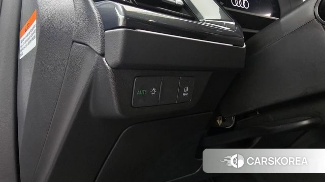 Audi Q4 e-Tron (F4) id 4719639 из Кореи 19