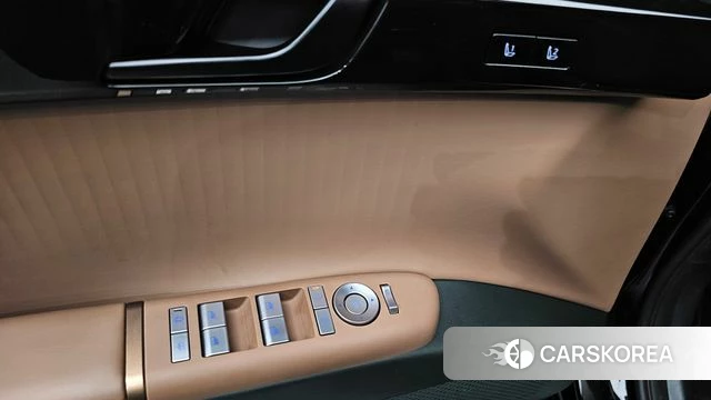 Hyundai Grandeur Hybrid (GN7) id 4669654 из Кореи 19