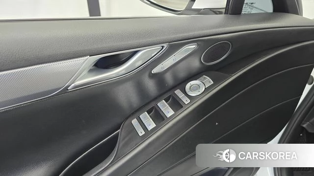 Genesis G80 (RG3) id 5040402 из Кореи 19