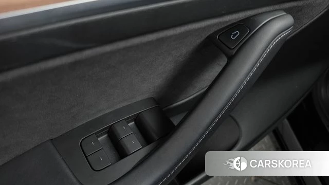 Tesla Model 3 id 4763937 из Кореи 19