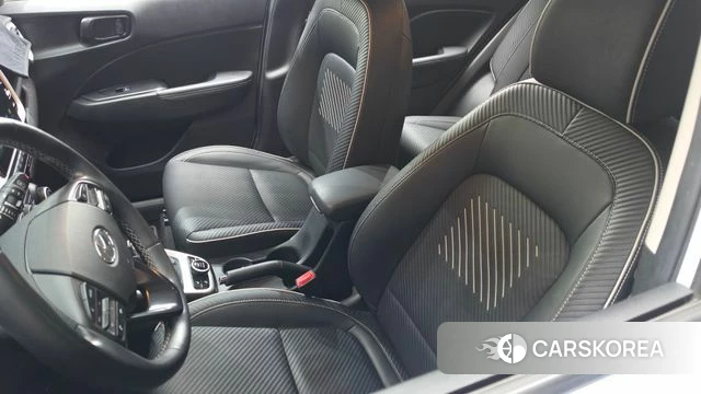 Hyundai Venue id 5041408 из Кореи 19