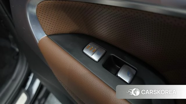Genesis G70 id 5029453 из Кореи 19