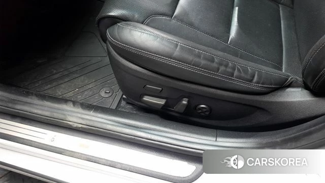 Hyundai Grandeur IG id 5018684 из Кореи 19