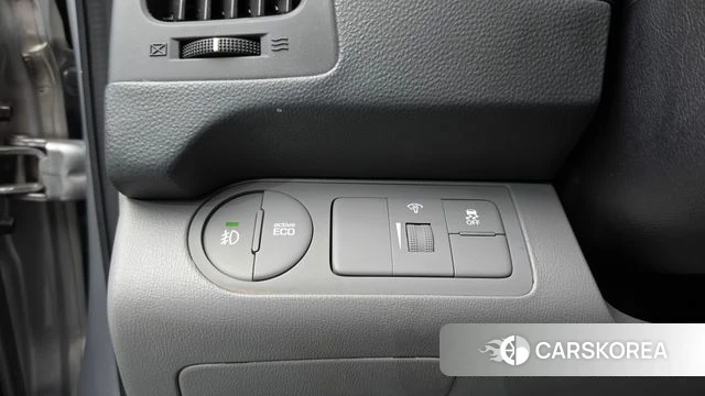 Hyundai The New Grand Starex id 4952916 из Кореи 19
