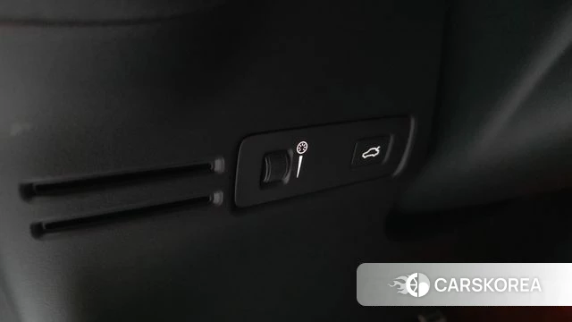 Volvo XC40 id 5042041 из Кореи 19