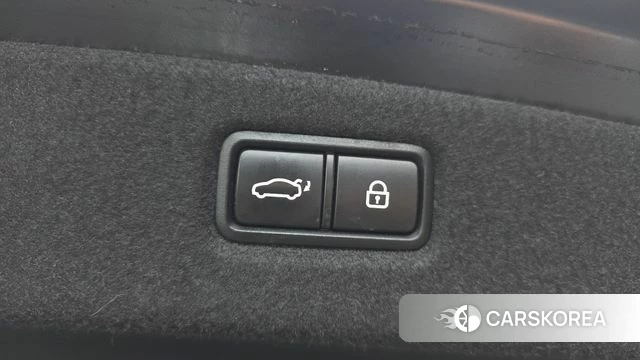 Genesis G90 id 5018213 из Кореи 19