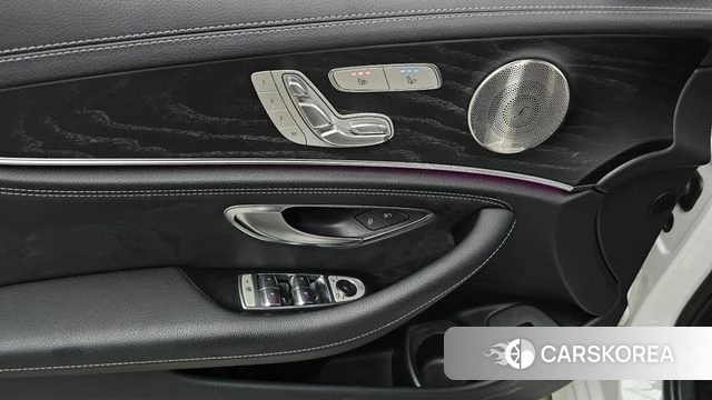 Mercedes-Benz E-Class W213 id 5012657 из Кореи 19