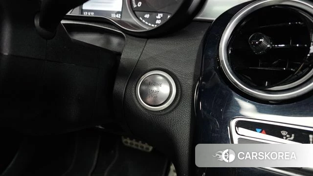 Mercedes-Benz C-Class W205 id 4993583 из Кореи 19
