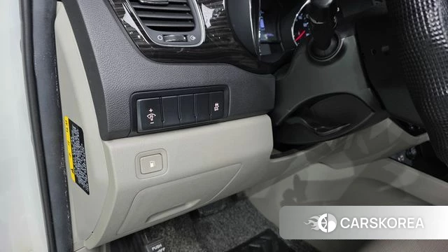 Kia The New Carnival id 4960112 из Кореи 19
