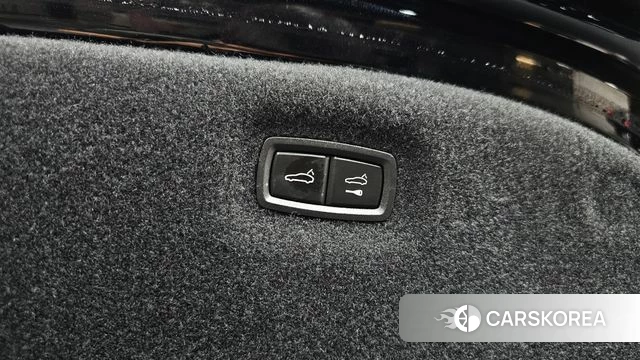 Porsche Taycan id 4921833 из Кореи 19