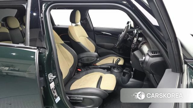 Mini Cooper id 4991694 из Кореи 19
