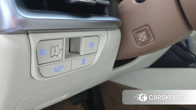 Hyundai Grandeur (GN7) id 5045783 из Кореи 19