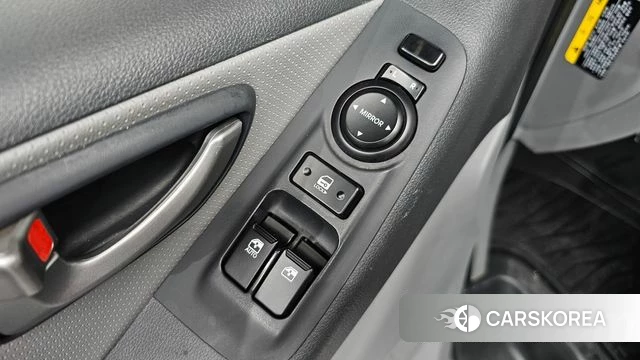 Hyundai The New Grand Starex id 4764420 из Кореи 19