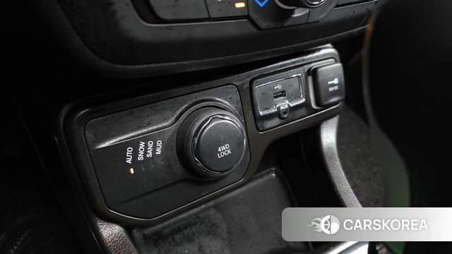 Jeep Renegade id 5003450 из Кореи 19