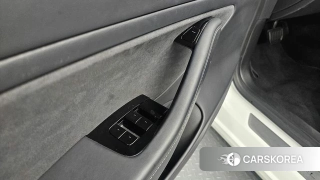 Tesla Model 3 id 4780417 из Кореи 19