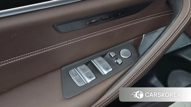 BMW 5 Series (G30) id 5040460 из Кореи 20