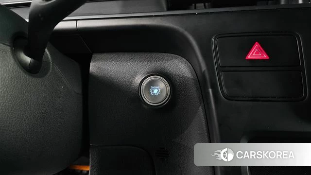 Hyundai Staria id 5046417 из Кореи 20