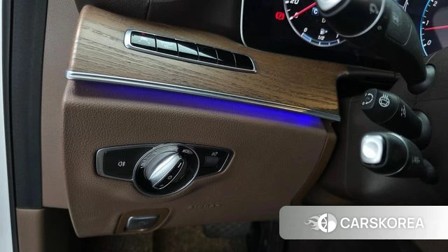 Mercedes-Benz E-Class W213 id 4953215 из Кореи 20