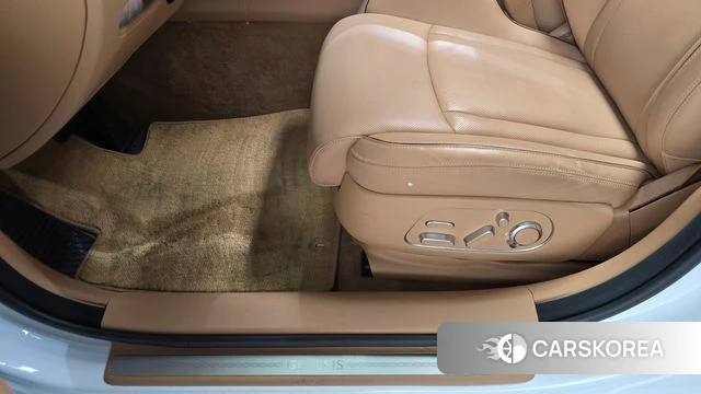 Genesis G90 (RS4) id 5033524 из Кореи 20