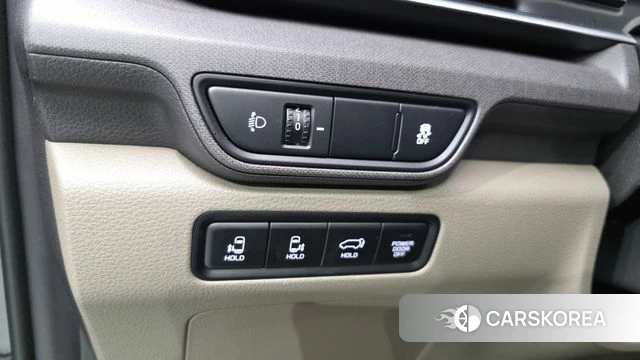 Kia The New Carnival 4th Generation id 5033098 из Кореи 20