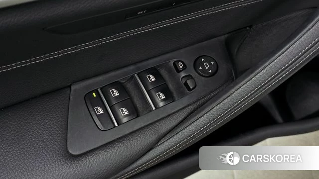 BMW 5 Series (G30) id 4988461 из Кореи 20