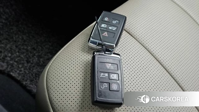 Land Rover Discovery 5 id 5028441 из Кореи 20