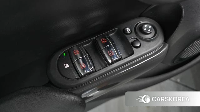 Mini Cooper id 4732101 из Кореи 20