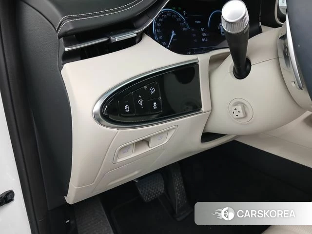 Genesis GV70 id 5027202 из Кореи 20