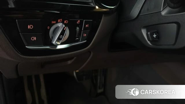 BMW 5 Series (G30) id 4967888 из Кореи 20