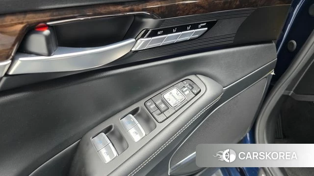 Genesis G90 id 4936924 из Кореи 20