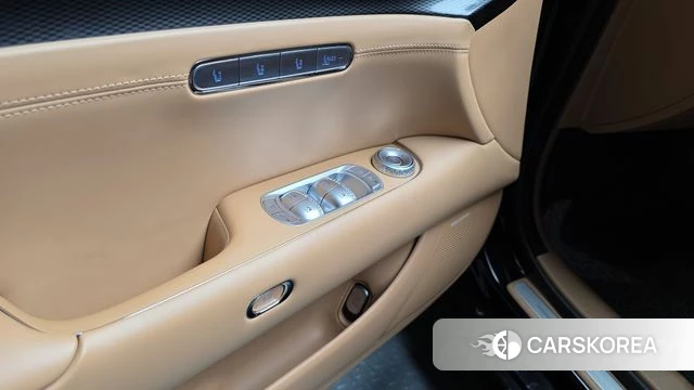 Genesis G90 (RS4) id 4976484 из Кореи 20